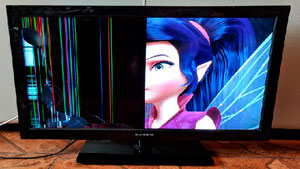 Pantalla-malograda-de-televisor Pantalla-malograda-de-televisor